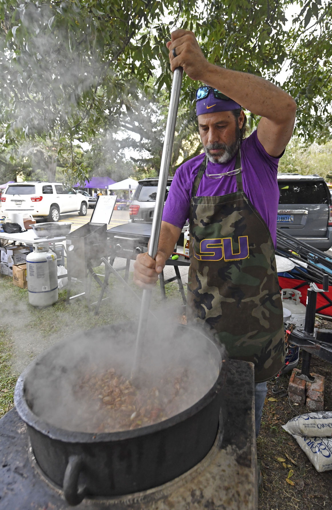 lsutailgating.101319 HS 465.JPG